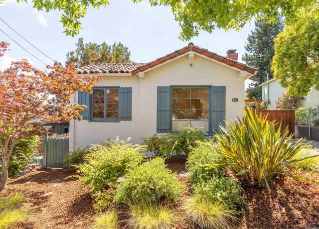Property at 2451 Carmel St, Oakland, CA 94602, 2 beds, 1 bath