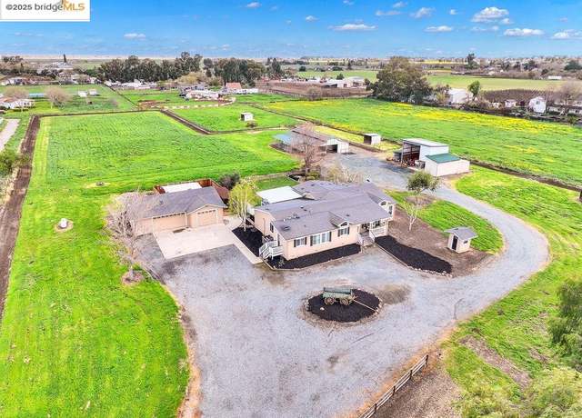 Property at 6250 Sellers Ave, Oakley, CA 94561, 5 beds, 3 baths