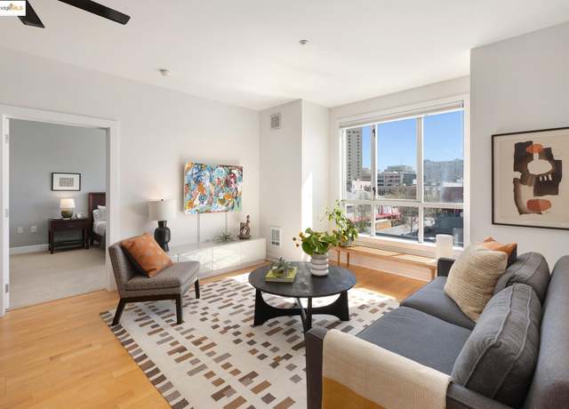 Property at 585 9th St #513, Oakland, CA 94607, 3 beds, 2 baths