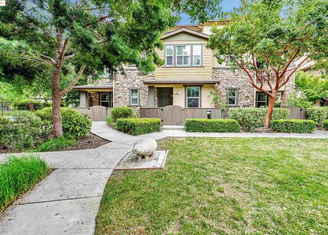 Property at 830 El Paseo Cir, Walnut Creek, CA 94597, 3 beds, 3 baths