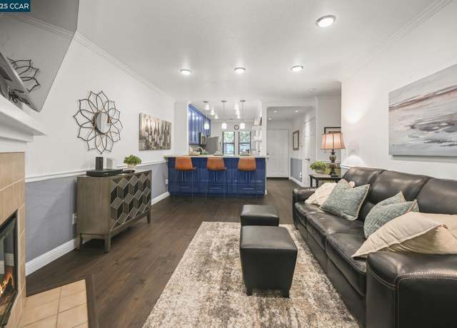 Property at 713 N Villa Way, Walnut Creek, CA 94595, 2 beds, 2 baths
