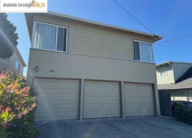 Property at 3550 Rhoda Ave, Oakland, CA 94602, 5 beds, 3 baths