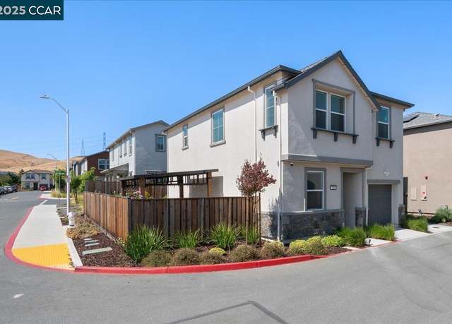 Property at 300 Hideaway Ln, Pittsburg, CA 94565, 4 beds, 3 baths