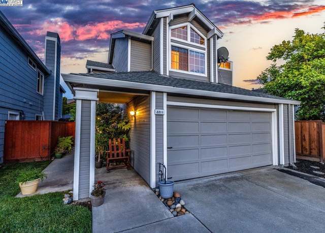 Property at 2211 Oakland Ave, Pleasanton, CA 94588, 3 beds, 3 baths