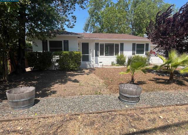 Property at 1509 Lake St, Calistoga, CA 94515, 2 beds, 1 bath