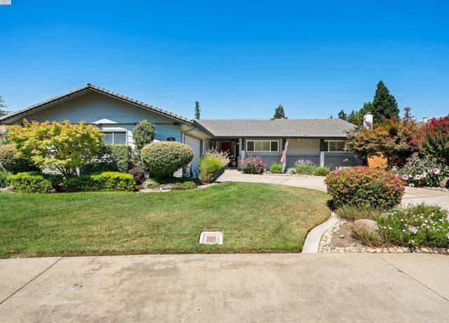 Property at 729 S Mills Ave, Lodi, CA 95242, 3 beds, 2 baths
