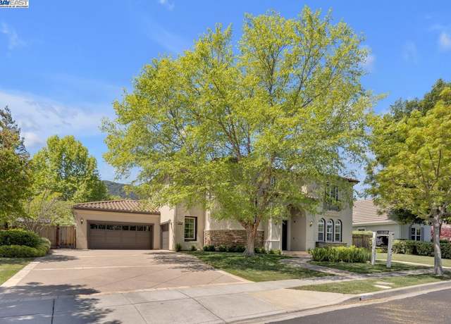 Property at 1612 Laguna Hills Ln, Pleasanton, CA 94566, 5 beds, 4.5 baths