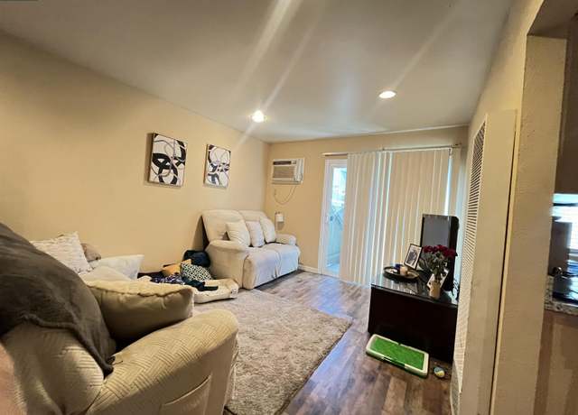 Property at 1133 Meadow Ln #53, Concord, CA 94520, 1 bed, 1 bath