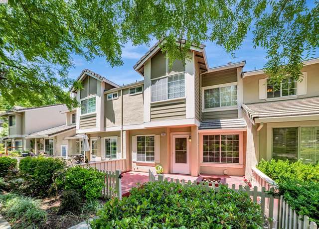 Property at 7407 Oxford Cir, Dublin, CA 94568, 3 beds, 2.5 baths