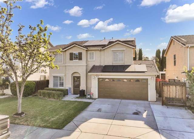 Property at 806 Robert L Smith Dr, Tracy, CA 95376, 3 beds, 2.5 baths