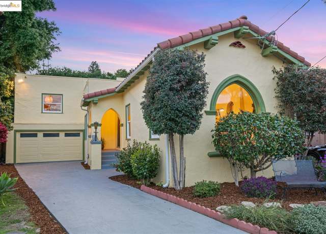 Property at 2493 Cordova St, Oakland, CA 94602, 3 beds, 3 baths