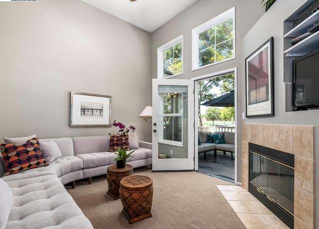 Property at 4682 Central Pkwy, Dublin, CA 94568, 2 beds, 2.5 baths
