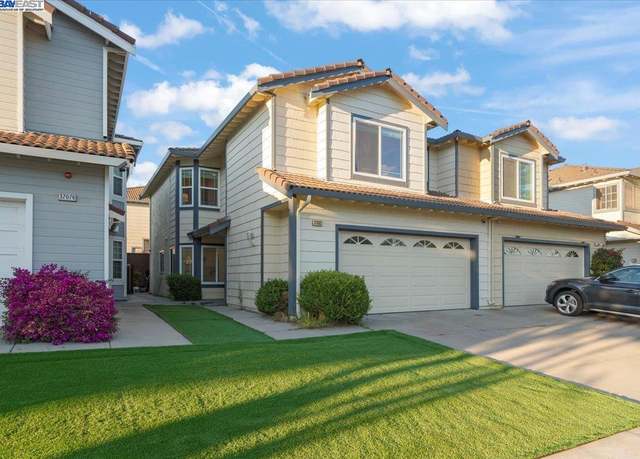 Property at 37082 Saint Edwards St, Newark, CA 94560, 3 beds, 2.5 baths