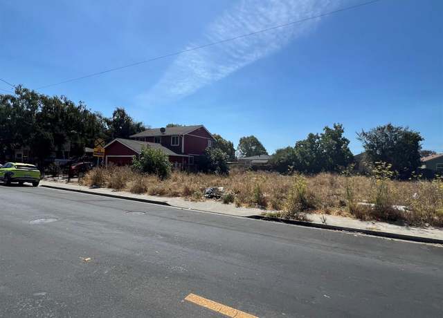 Property at 724 Chesley Ave, Richmond, CA 94801