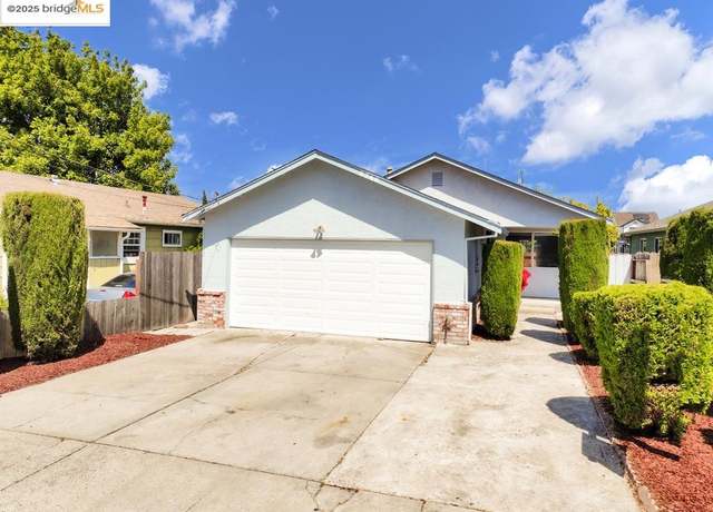 Property at 2740 14th St, San Pablo, CA 94806, 3 beds, 2 baths