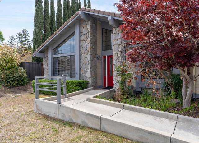 Property at 1116 Vista Point Ln, Concord, CA 94521, 4 beds, 2.5 baths