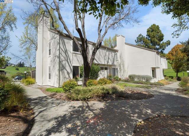 Property at 427 Chalda Way, Moraga, CA 94556, 2 beds, 1.5 baths