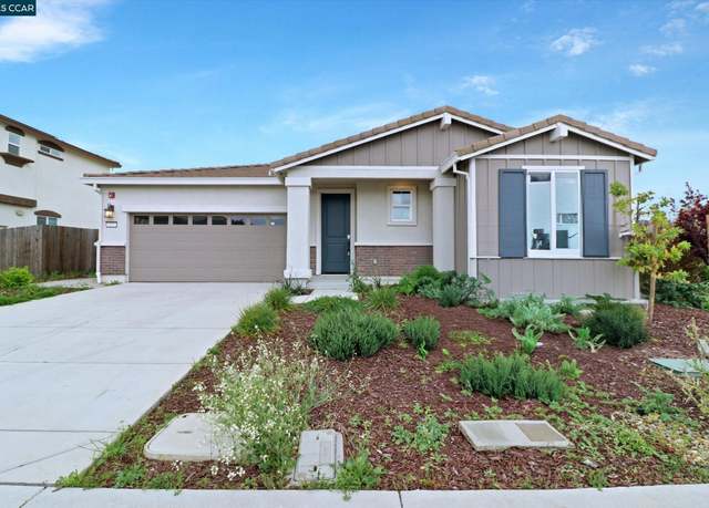Property at 557 Oakham Dr, Vacaville, CA 95687, 4 beds, 2.5 baths