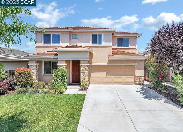 Property at 1410 Big Redwood Dr, Oakley, CA 94561, 4 beds, 2.5 baths