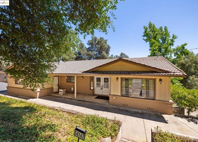 Property at 14147 Alder Ln, Sonora, CA 95370, 3 beds, 2.5 baths