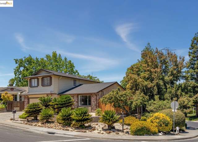 Property at 3300 Ashburton Dr, Antioch, CA 94509, 4 beds, 2.5 baths