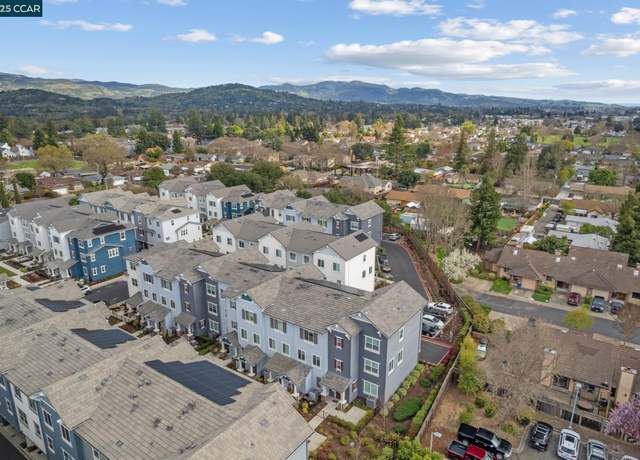 Property at 339 Pear Tree Ter Unit H, Napa, CA 94558, 3 beds, 3 baths
