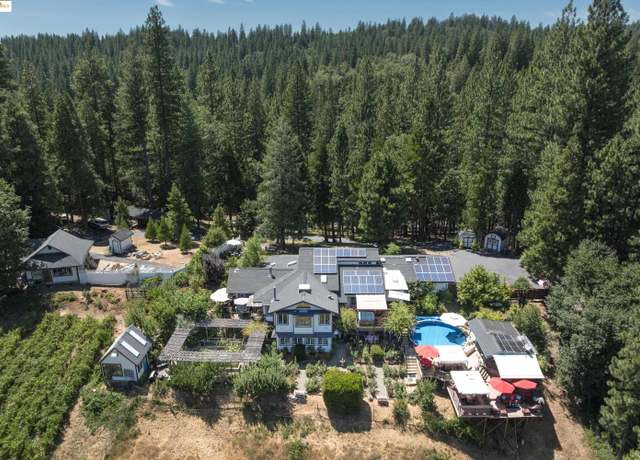 Property at 22961 Coffill Rd, Twain Harte, CA 95383, 3 beds, 5 baths