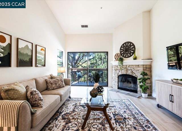 Property at 1733 S Villa Way, Walnut Creek, CA 94595, 2 beds, 1.5 baths
