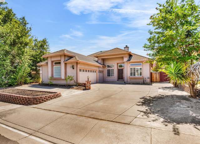 Property at 2450 Palm Ct, Brentwood, CA 94513, 5 beds, 3 baths