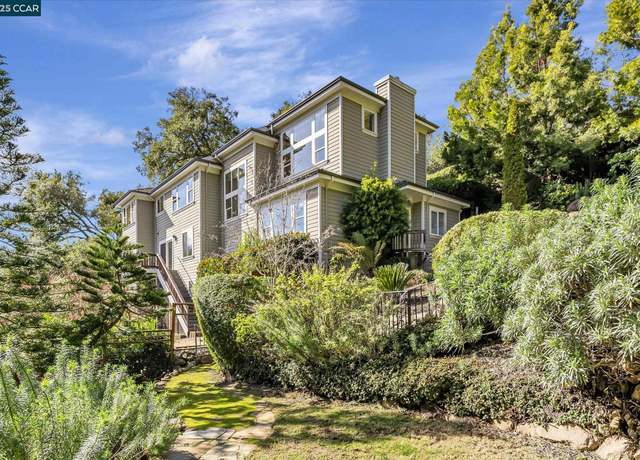 Property at 4 Berrybrook Holw, Orinda, CA 94563, 4 beds, 3.5 baths
