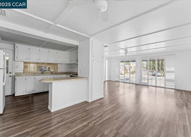 Property at 100 Welcome Ave, Concord, CA 94518, 2 beds, 2 baths