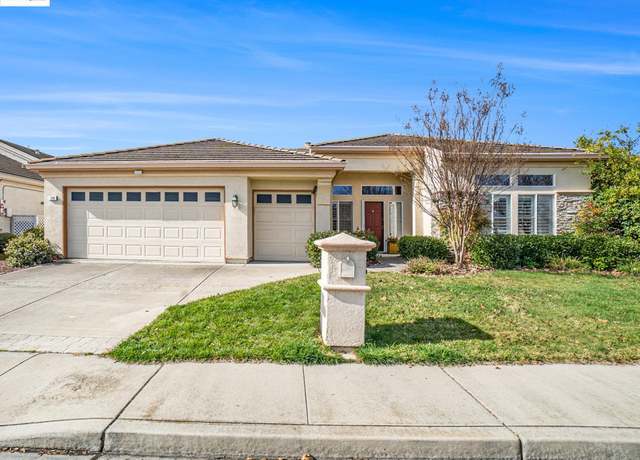 Property at 139 Pippin Dr, Brentwood, CA 94513, 2 beds, 2.5 baths