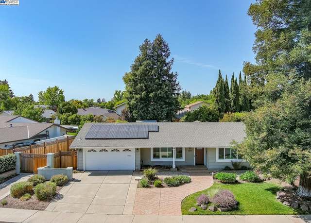 Property at 1464 Windsor Way, Livermore, CA 94550, 4 beds, 2 baths