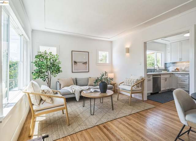 Property at 1515 Derby St, Berkeley, CA 94703, 2 beds, 1 bath
