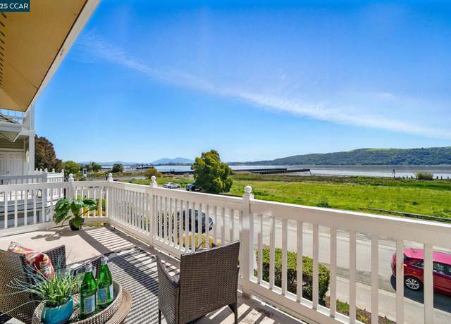 Property at 230 E 2nd St, Benicia, CA 94510, 3 beds, 2.5 baths