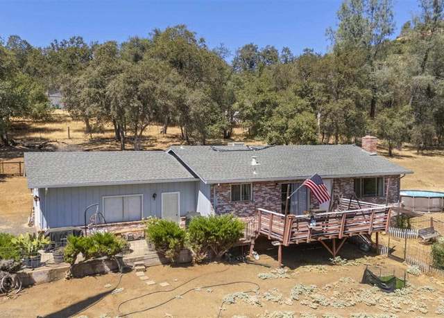 Property at 19870 Christie May, Sonora, CA 95370, 2 beds, 2 baths