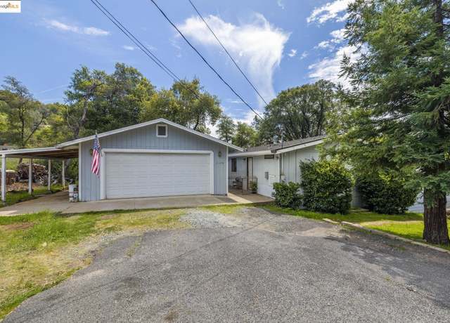 Property at 21079 Rainier Ct, Sonora, CA 95370, 3 beds, 2.5 baths