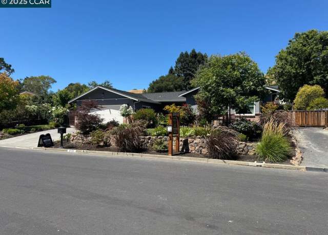 Property at 3121 Del Oceano Dr, Lafayette, CA 94549, 3 beds, 2 baths