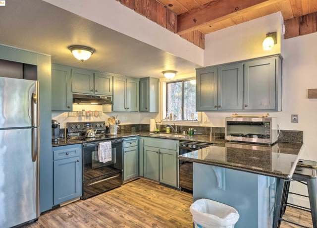 Property at 1273 Lilac Dr, Arnold, CA 95223, 3 beds, 2.5 baths