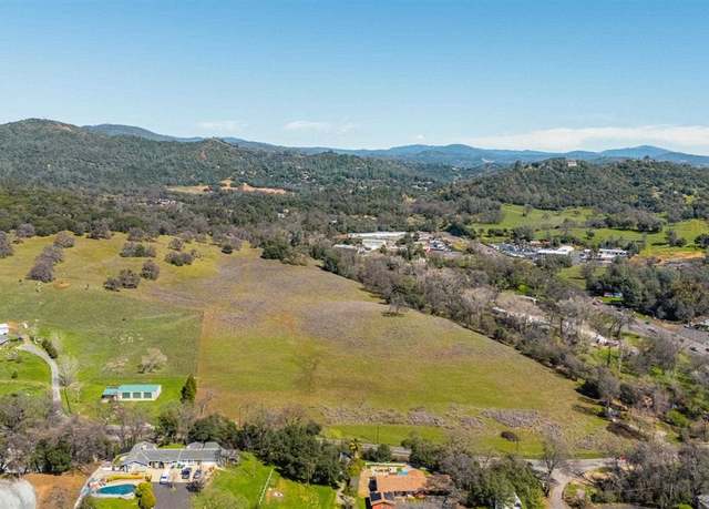 Property at 18701 Rawhide Rd, Jamestown, CA 95327