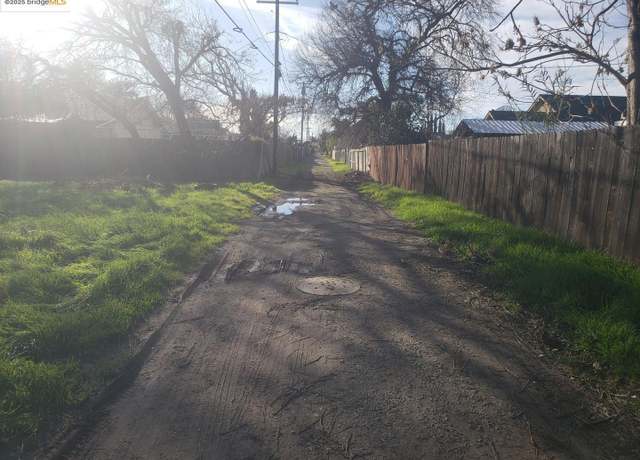 Property at 2387 E Lafayette St, Stockton, CA 95205