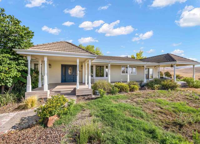 Property at 9050 Highland Rd, Livermore, CA 94551, 4 beds, 2.5 baths