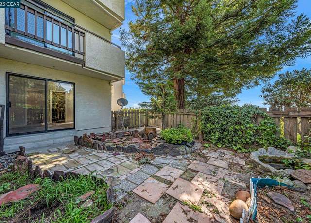 Property at 21239 Gary Dr #114, Hayward, CA 94546, 3 beds, 2 baths