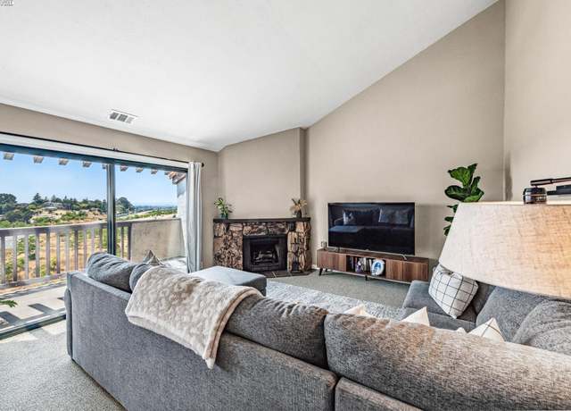 Property at 21109 Gary Dr #310, Hayward, CA 94546, 2 beds, 2 baths