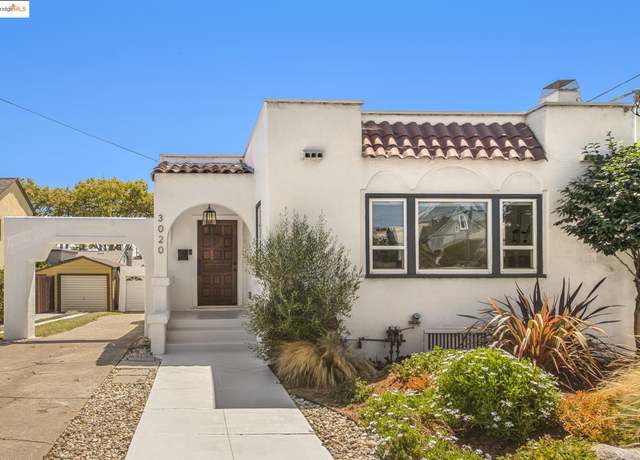 Property at 3020 55th Ave, Oakland, CA 94605, 3 beds, 2 baths