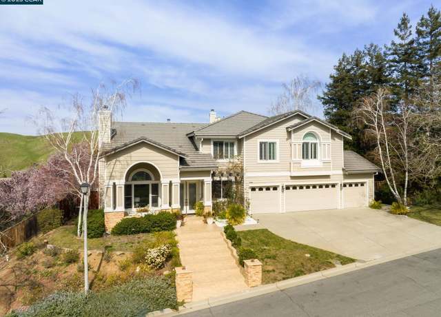 Property at 1127 Peacock Creek Dr, Clayton, CA 94517, 5 beds, 3.5 baths