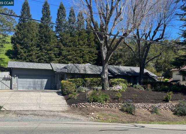 Property at 225 Rheem Blvd, Moraga, CA 94556, 4 beds, 3 baths
