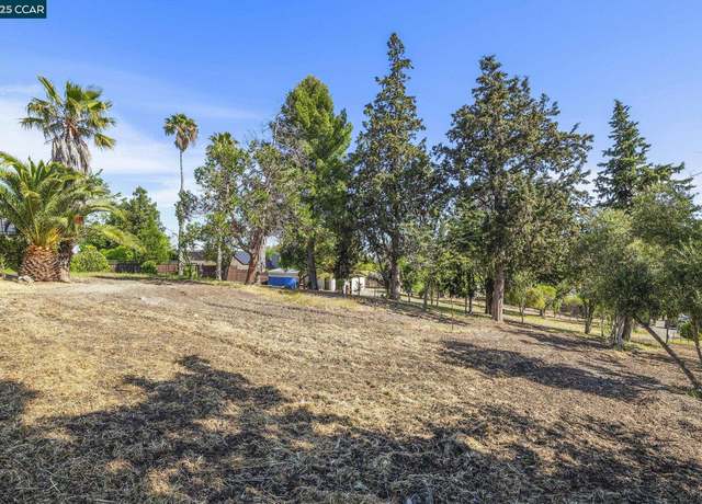 Property at 1051 Tilley Cir, Concord, CA 94518