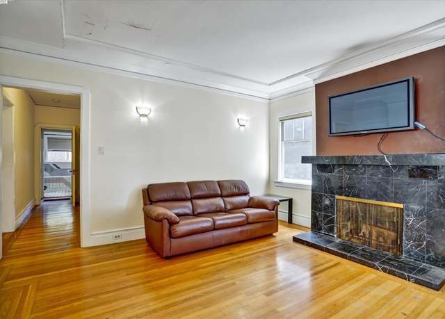 Property at 5378 Broadway, Oakland, CA 94618, 2 beds, 1 bath