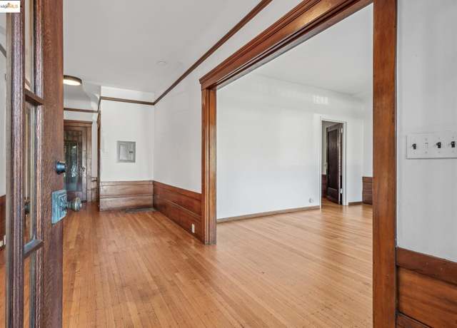 Property at 1001 Macarthur Blvd, Oakland, CA 94610, 6 beds, 4 baths
